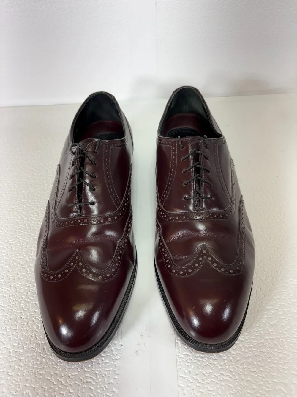 Florsheim Men's Burgundy Wingtip Oxfords s300